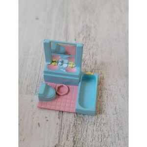 Miniature pink blue bathroom bath tub toilet doll accessory toy figure